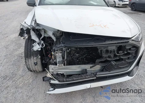 2025 Audi Sq8 Prestige 4.0 Tfsi Quattro z USA, uszkodzony, nr VIN WA1CWBF19SD015691